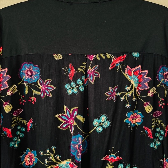 Calessa Boho Velvet Embroidered Floral Top Size M - Picture 8 of 12